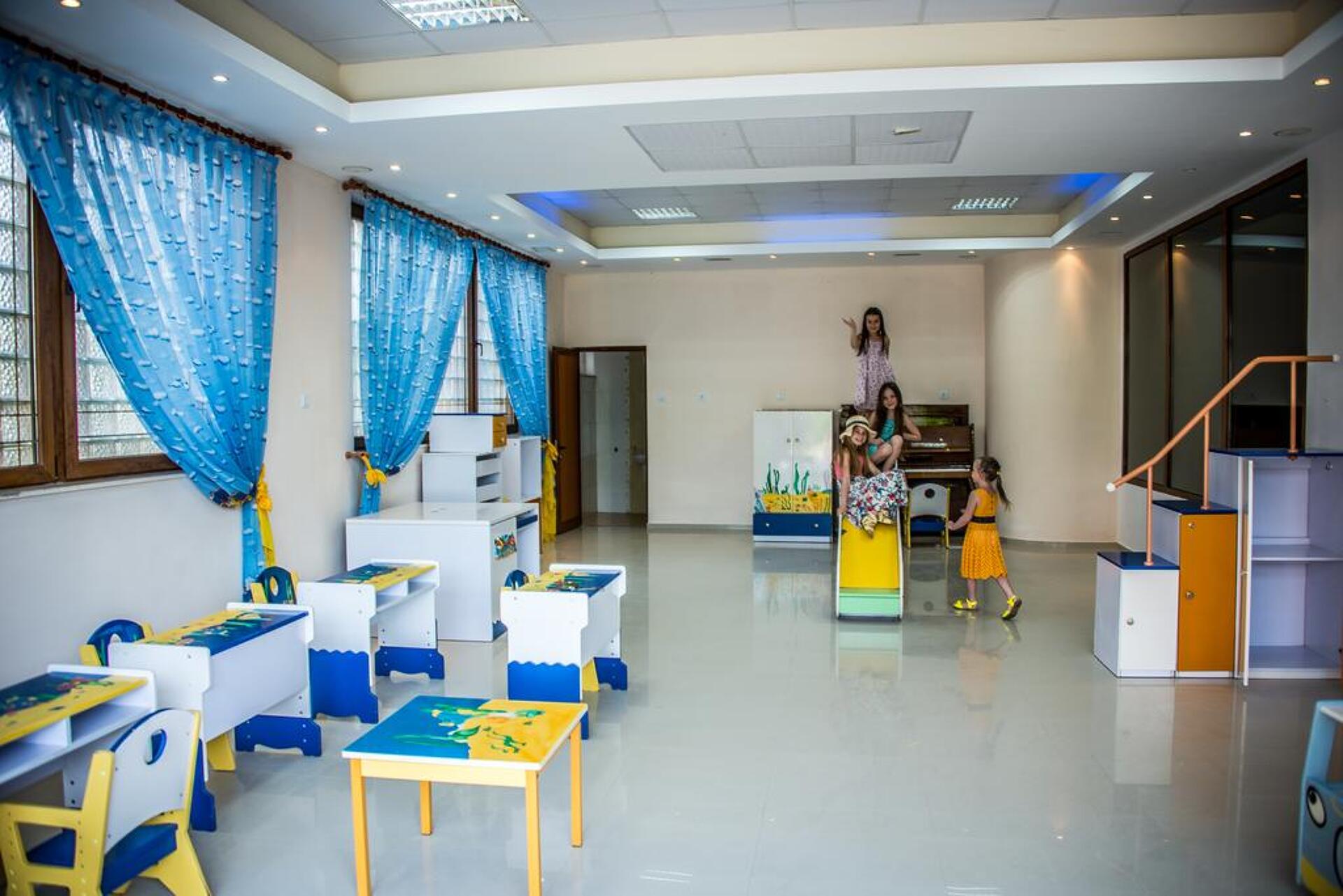 Apolonia Palace 4* 6