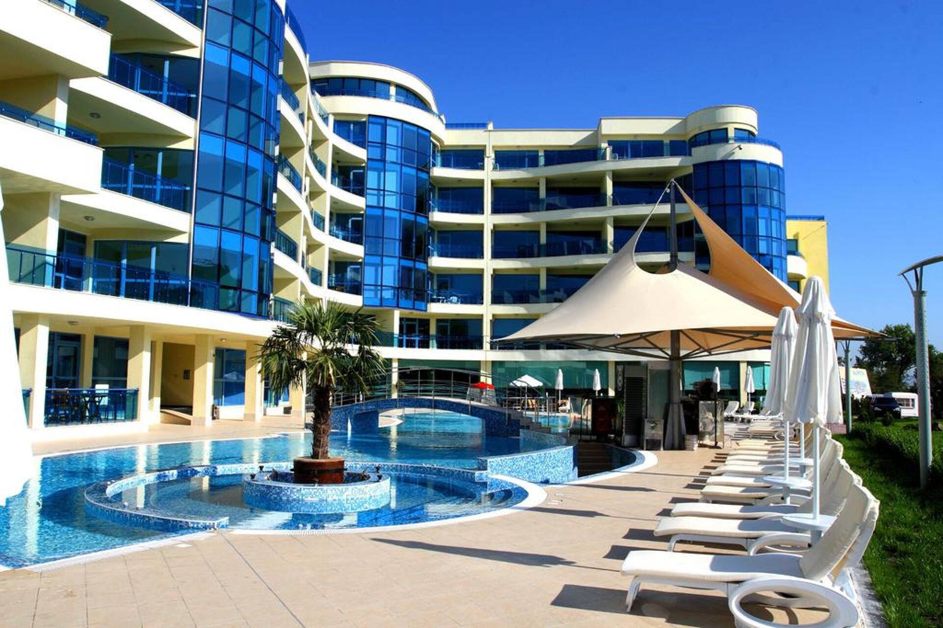 Marina Holiday Club 4* 1