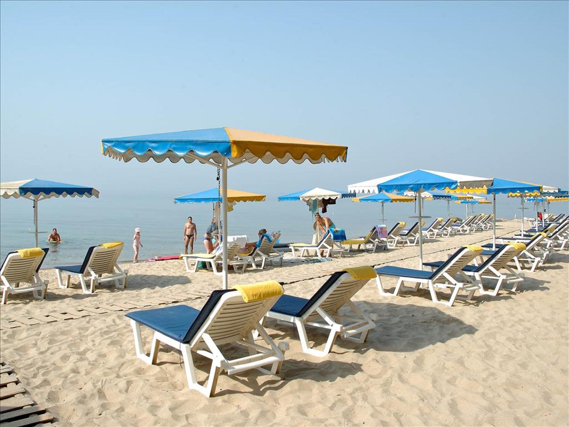 Porfi Beach 3* 11