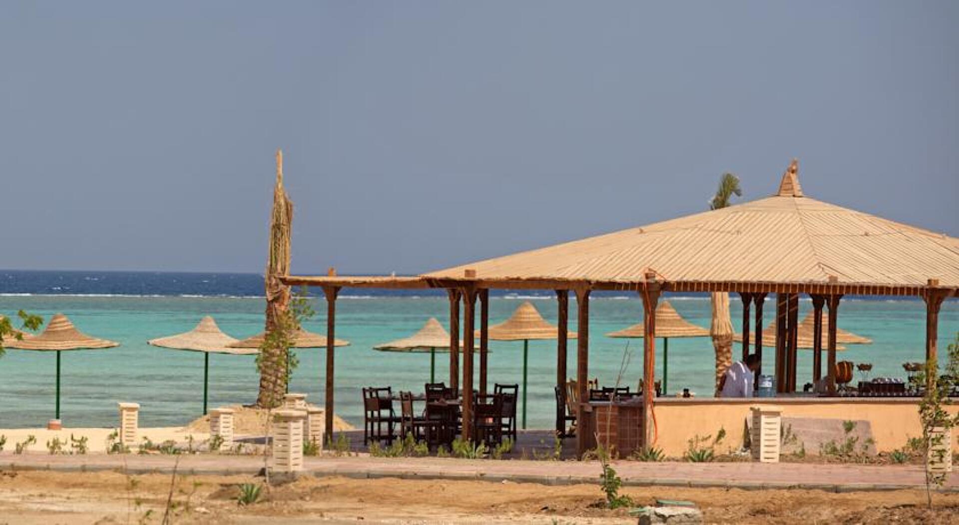 Deep Blue Beach Resort 4* 12
