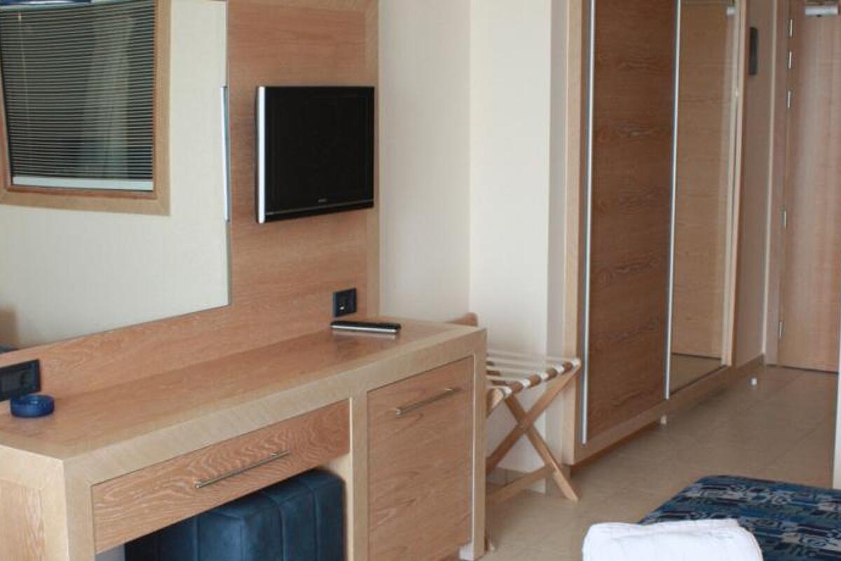 Aegean Blue 4* 2