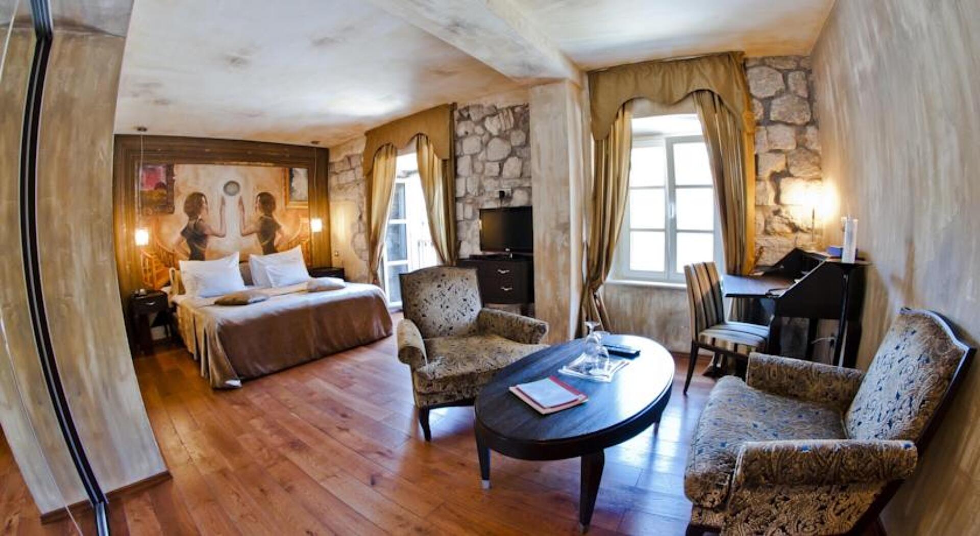 Astoria 4* 9