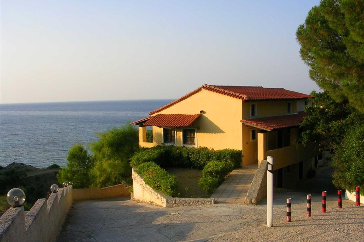 Celia Apartments 2* 1