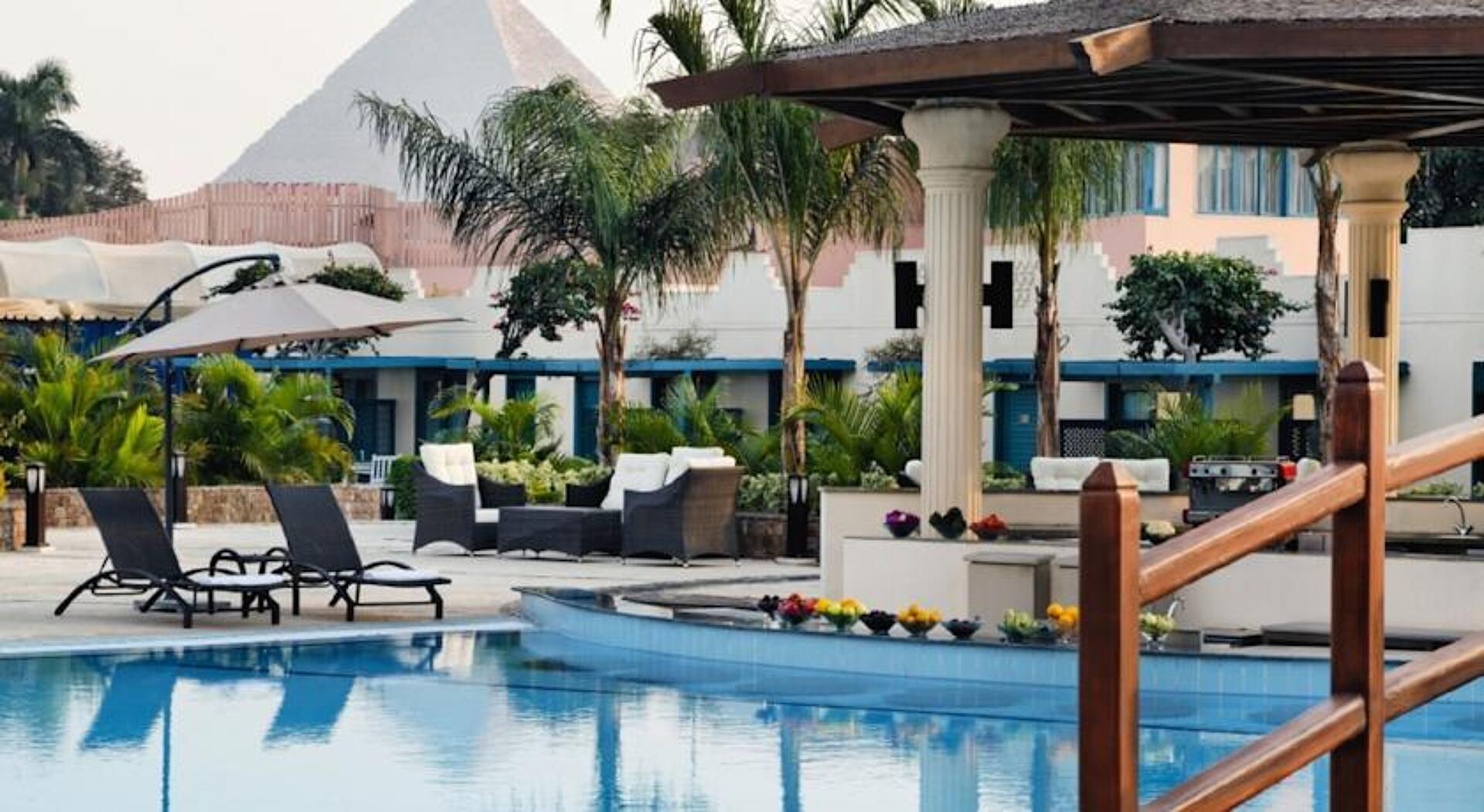 Moevenpick Resort Cairo Pyramids 5* 2