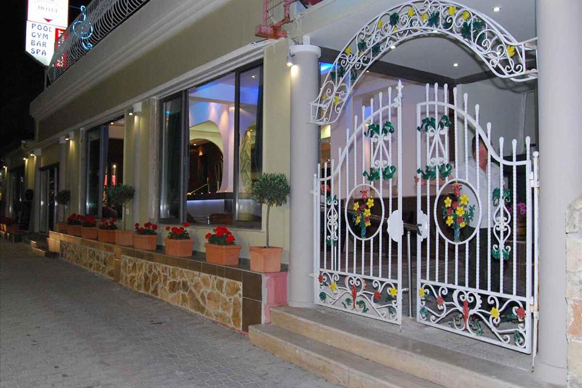 Philoxenia Spa & Villas 2* last