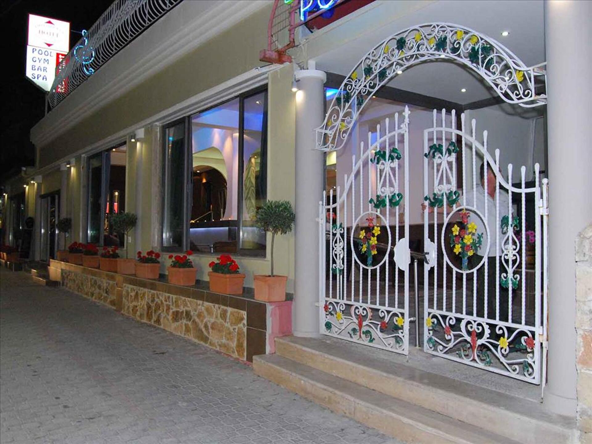 Philoxenia Spa & Villas 2* 4
