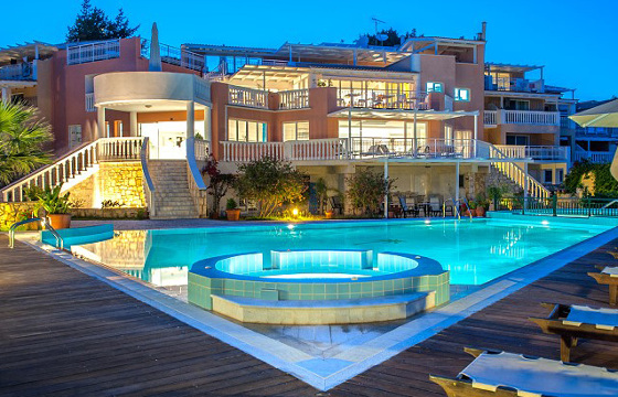 Gerakas Belvedere Luxury Suites