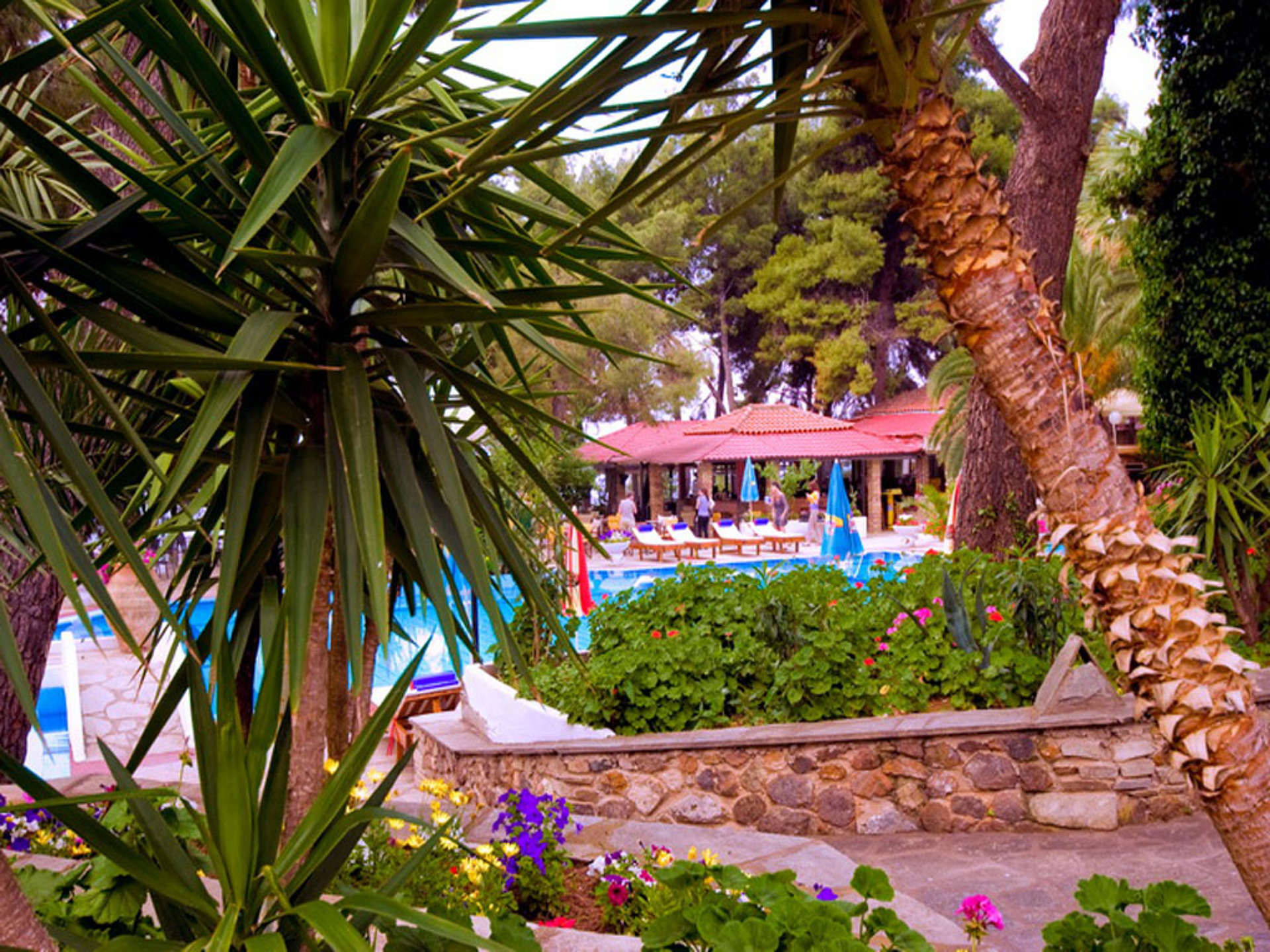 Porfi Beach 3* 4