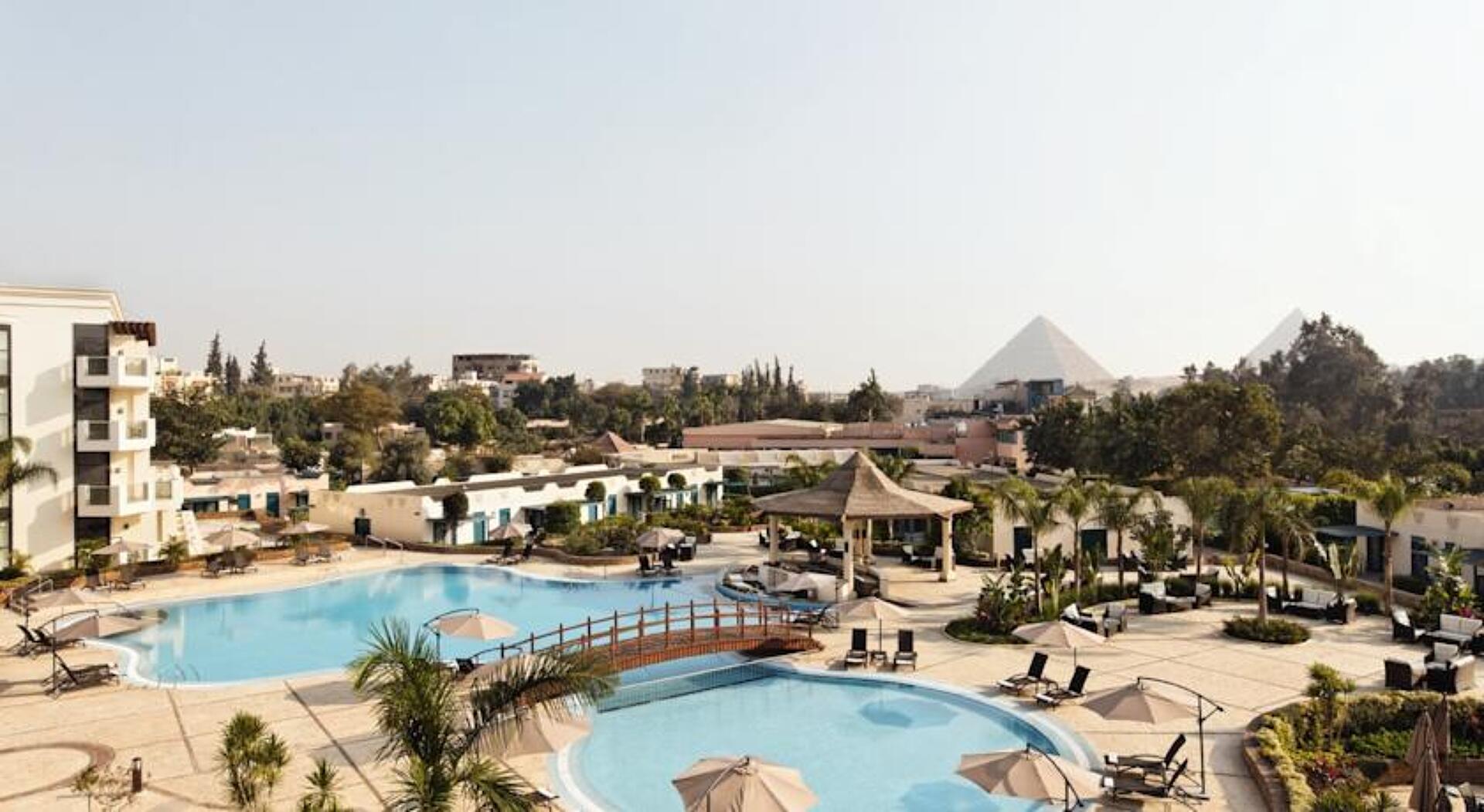 Moevenpick Resort Cairo Pyramids 5* 4