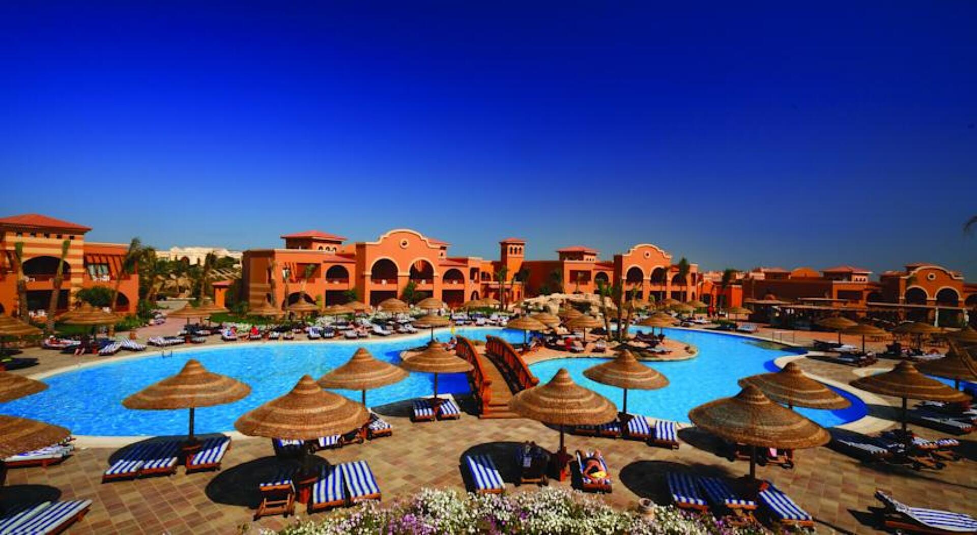 Sea Gardens 4* 10