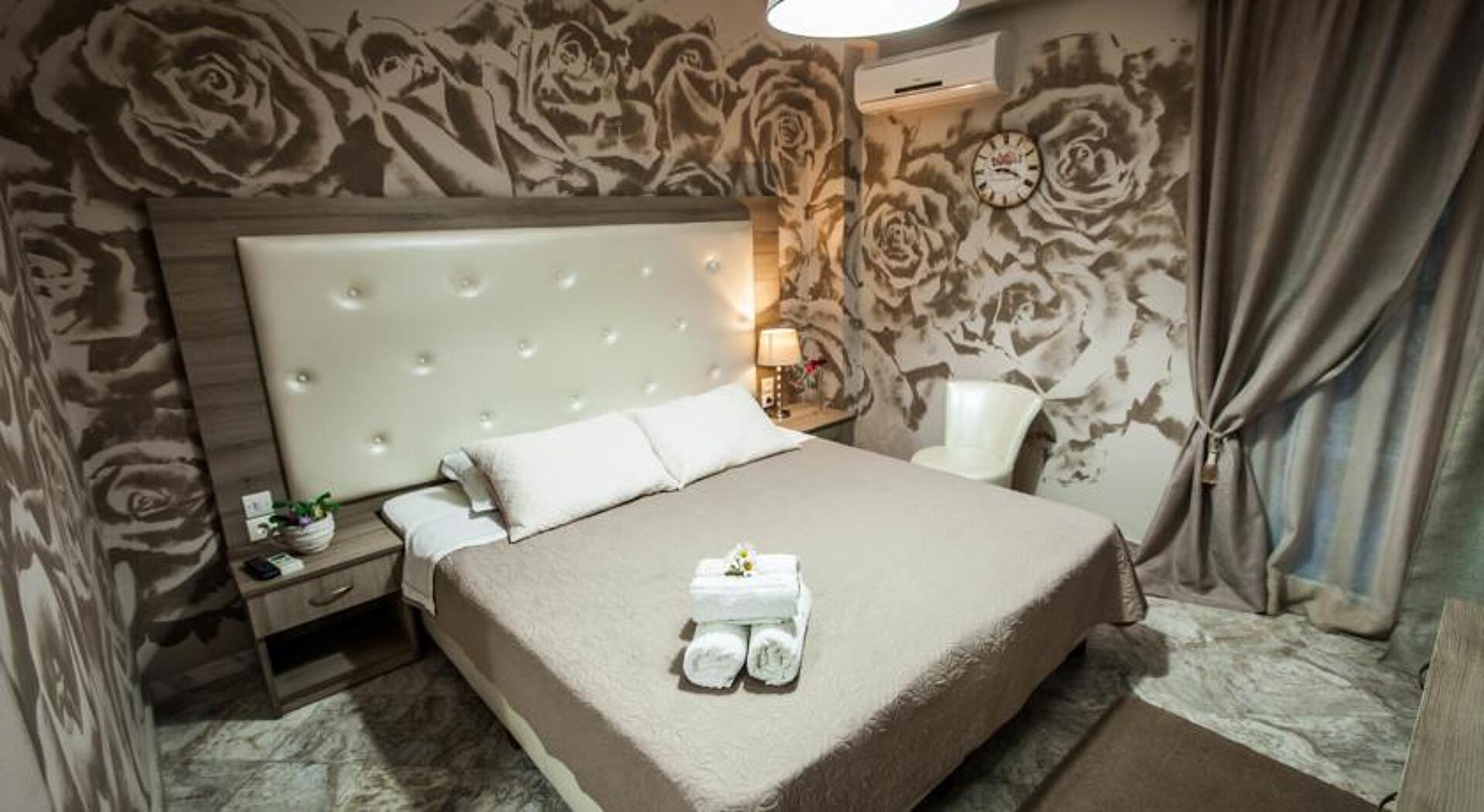 Atlantis Hotel 2* 10