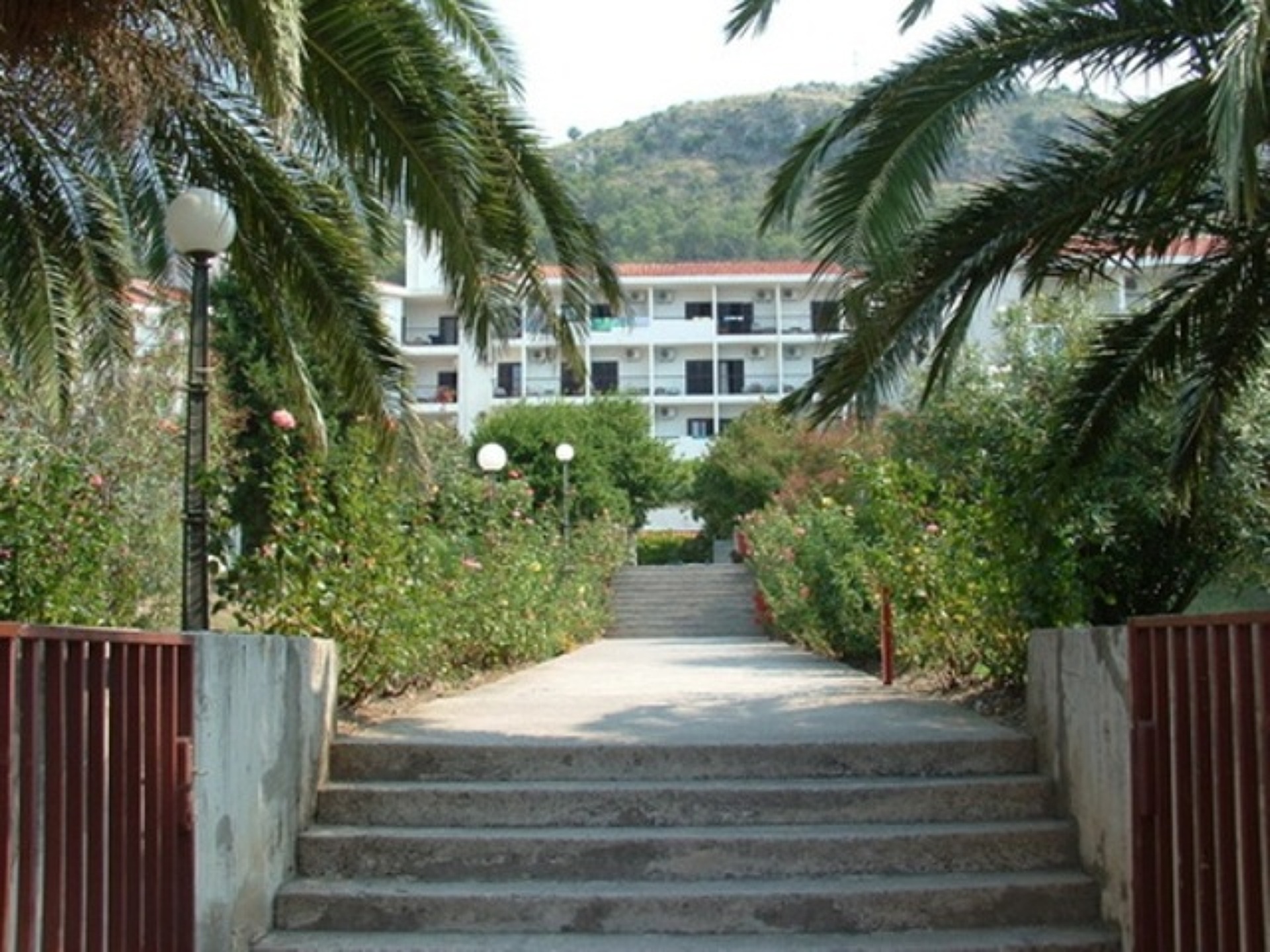 Sumadija 2* 1
