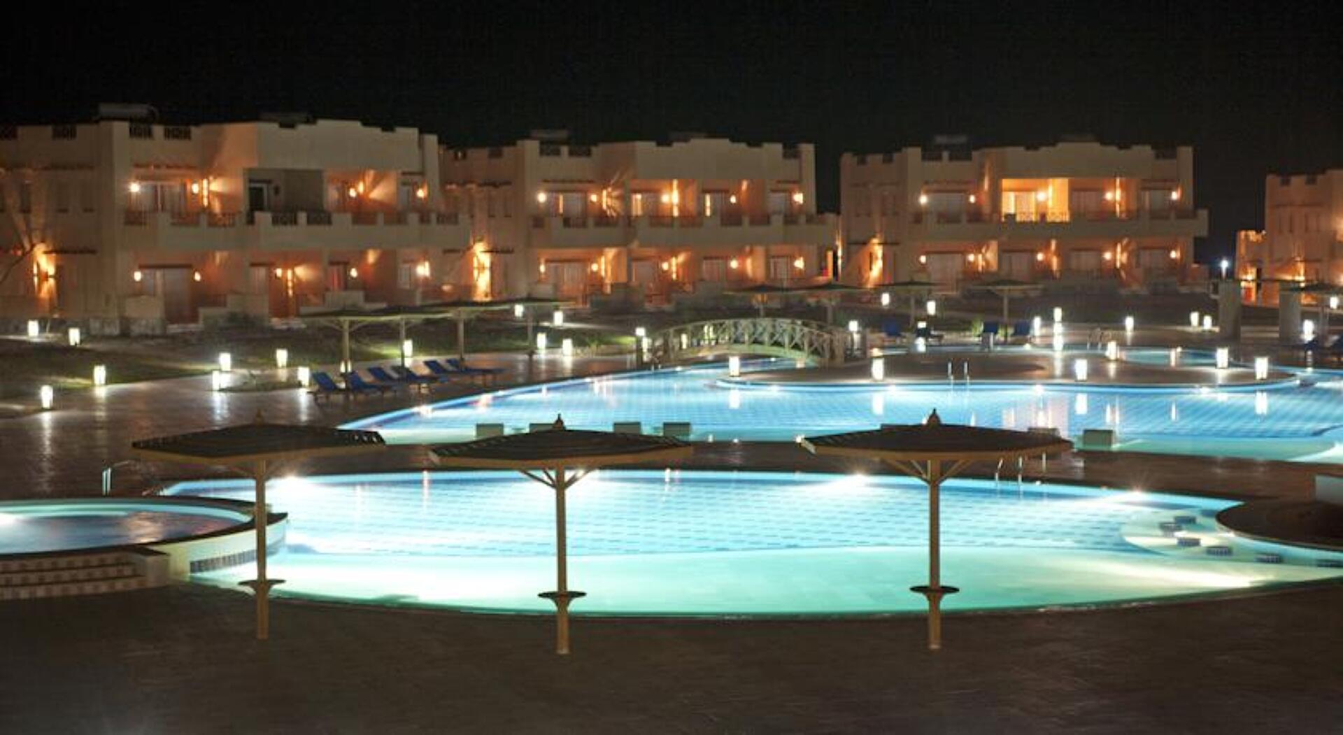 Deep Blue Beach Resort 4* 9