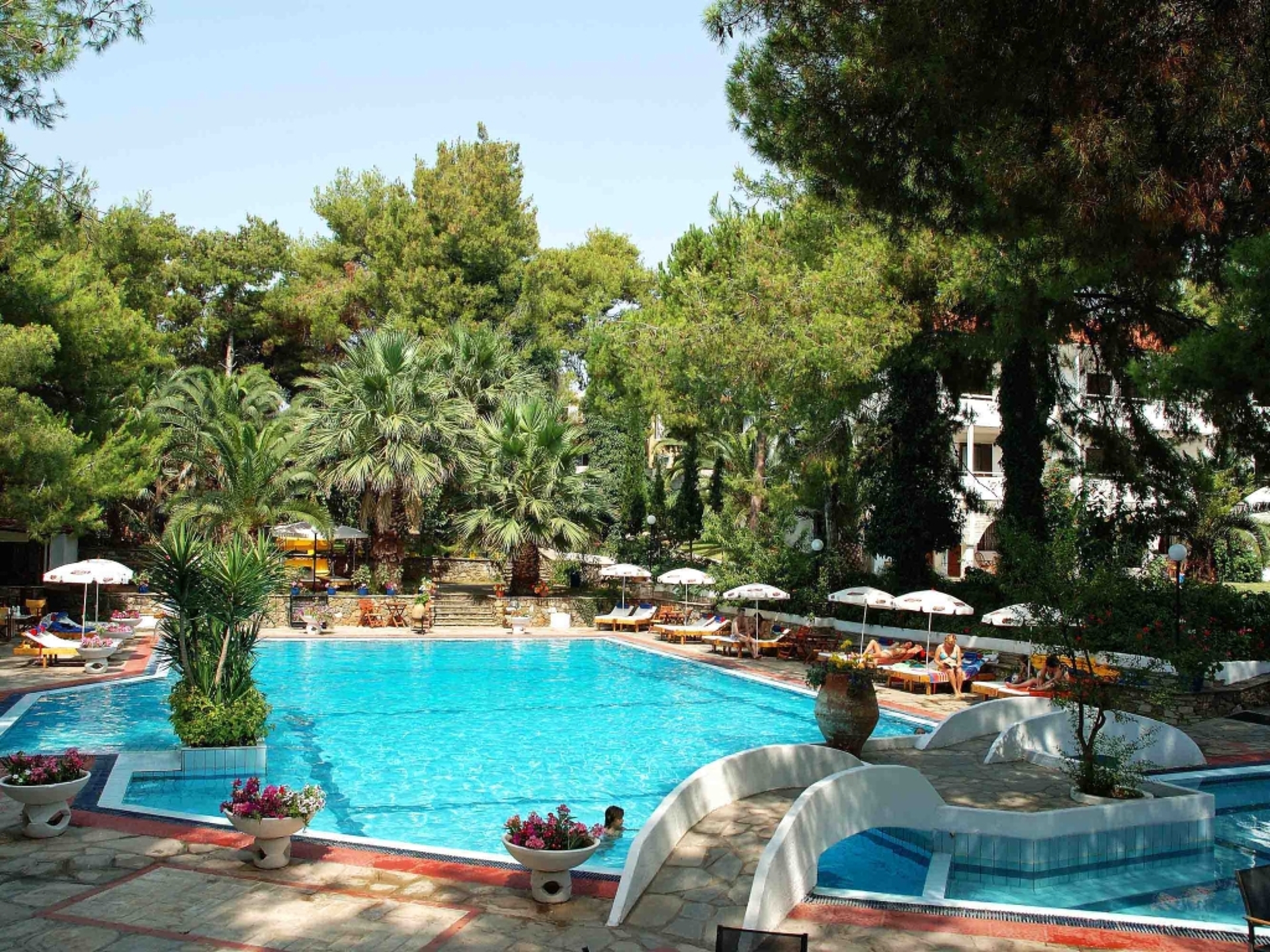 Porfi Beach 3* 7