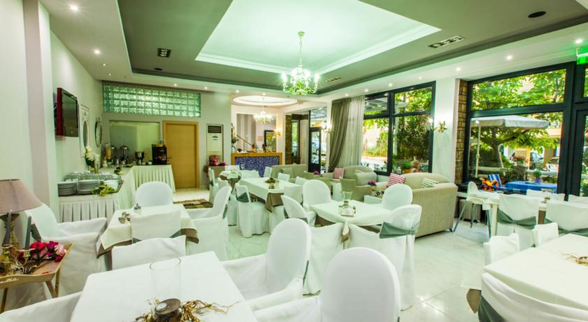 Atlantis Hotel 2* 20