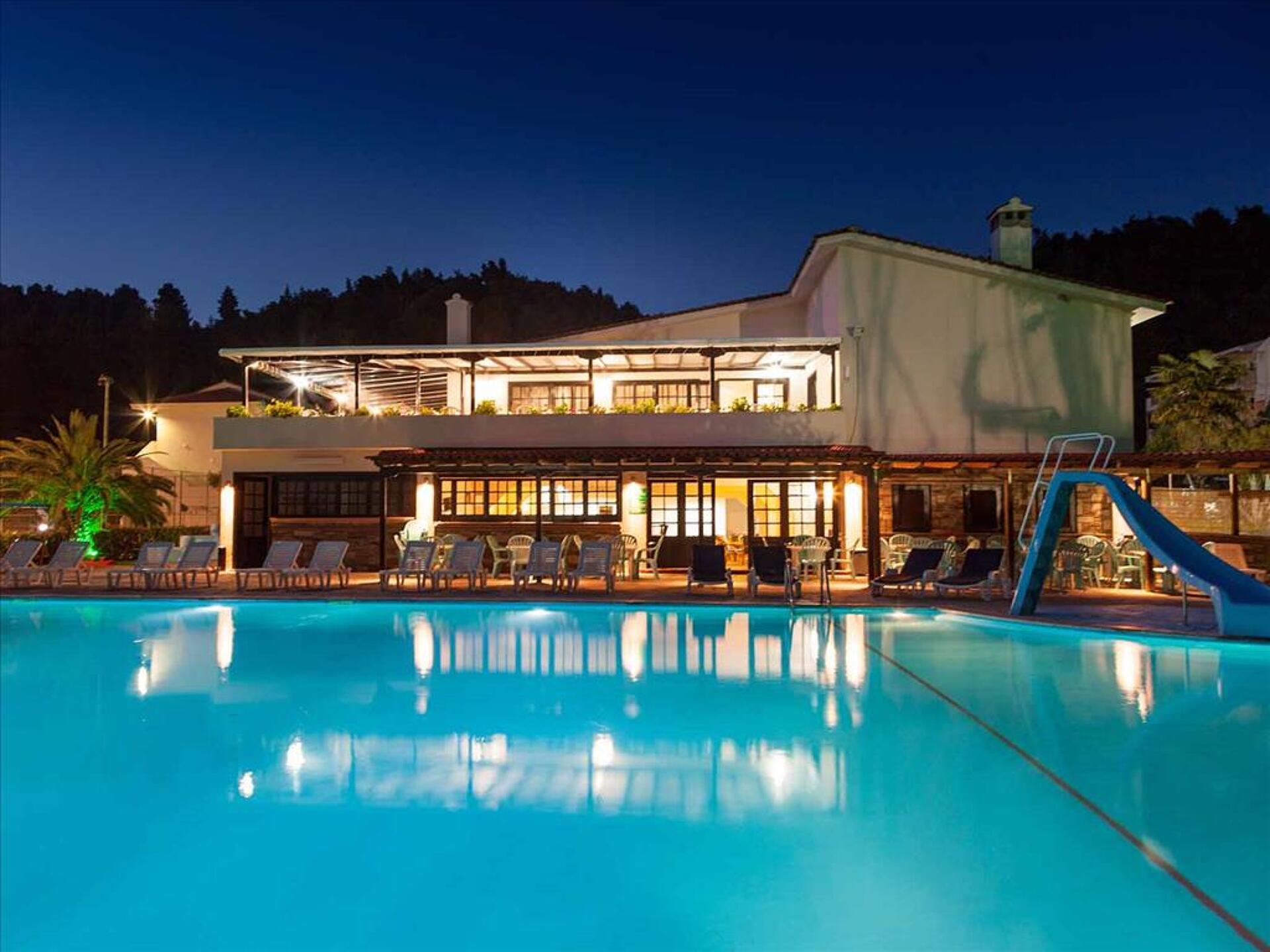 Bellagio Hotel 3* 24