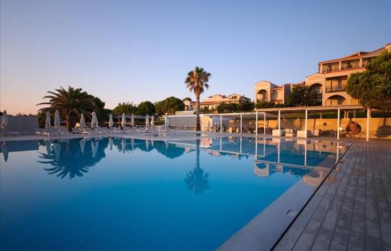 The Bay Hotel & Suites