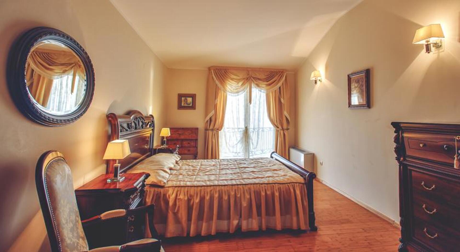 Romanov 4* 12