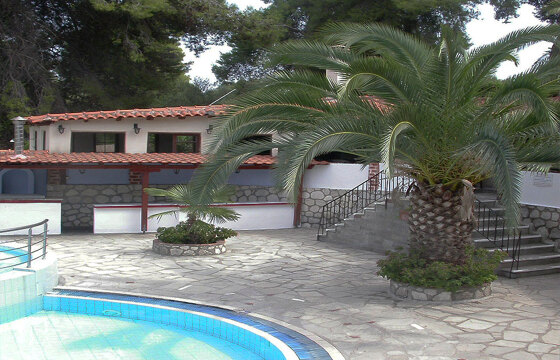 Kassandra Bay