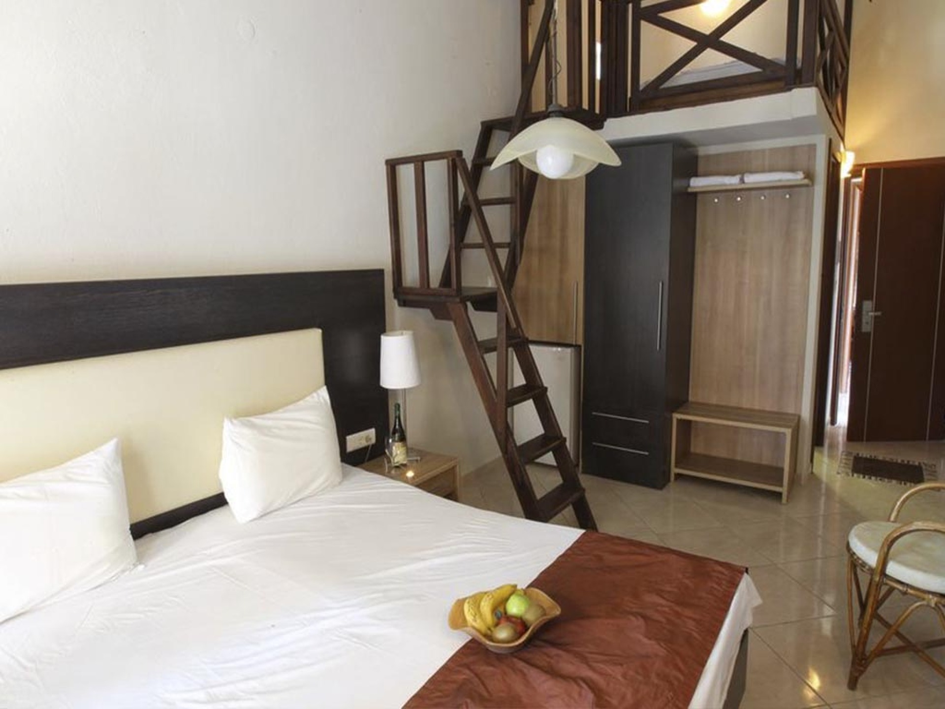 Meliton Inn 3* 5