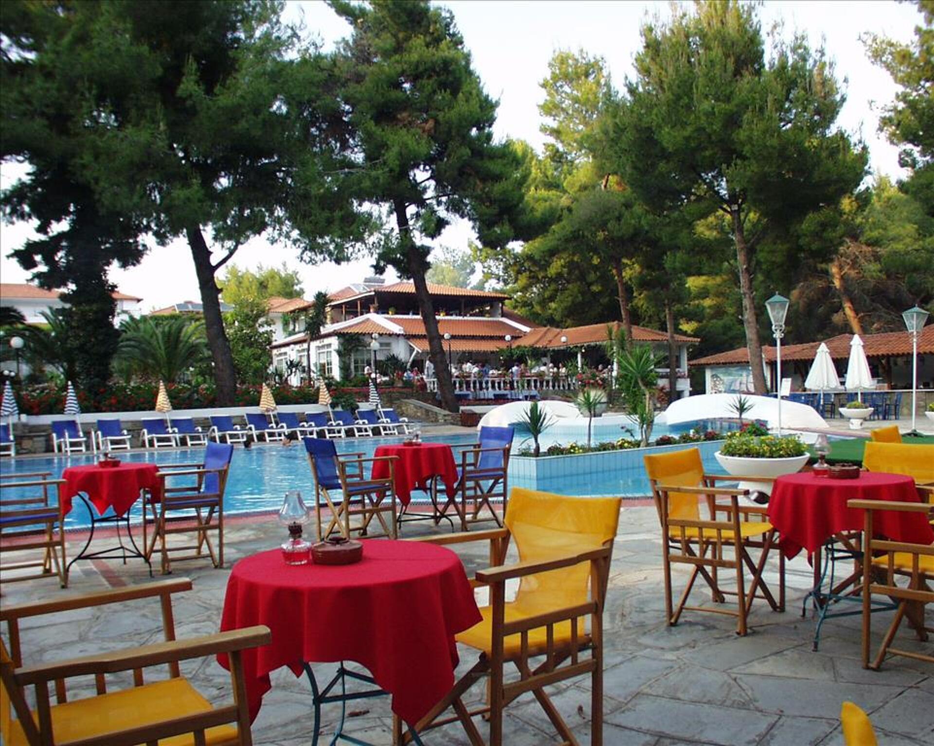 Porfi Beach 3* 9