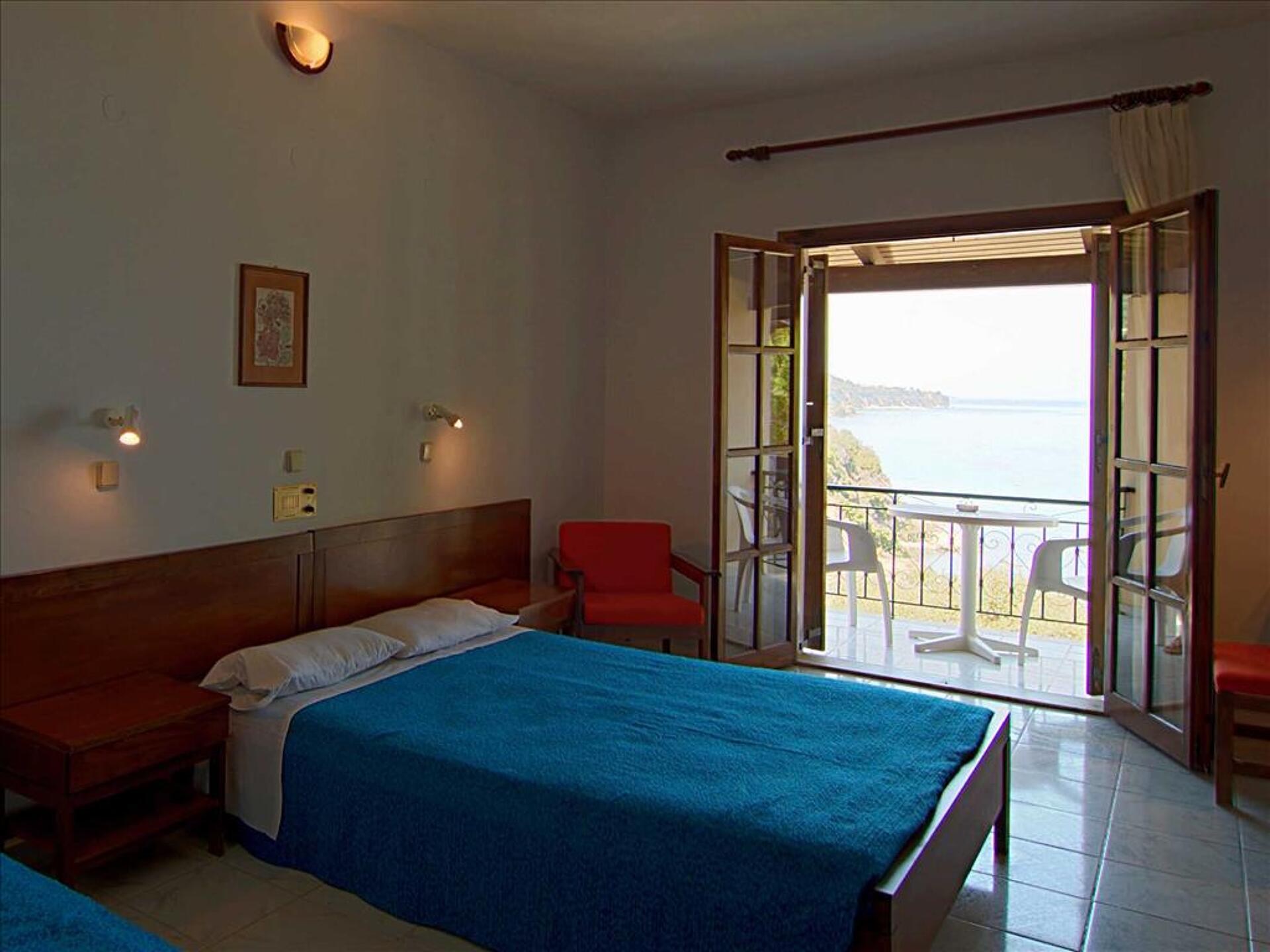 Celia Apartments 2* 11