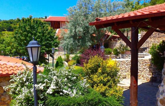 Loggas Guest House