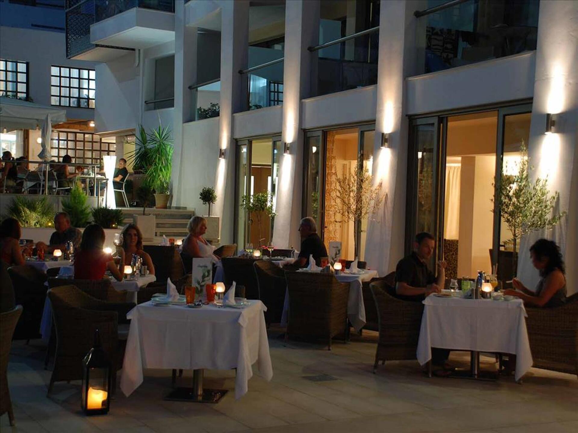Albatros Spa & Resort 5* 9
