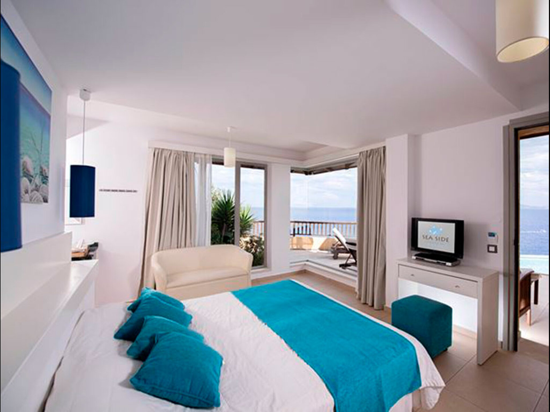 Sea Side Resort & Spa 5* 10
