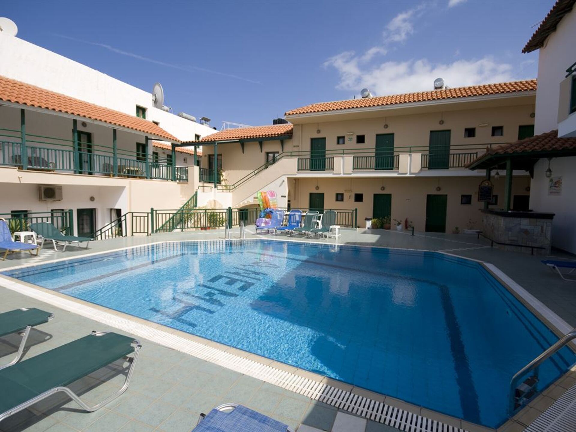 Anemi Studios & Apartments 2