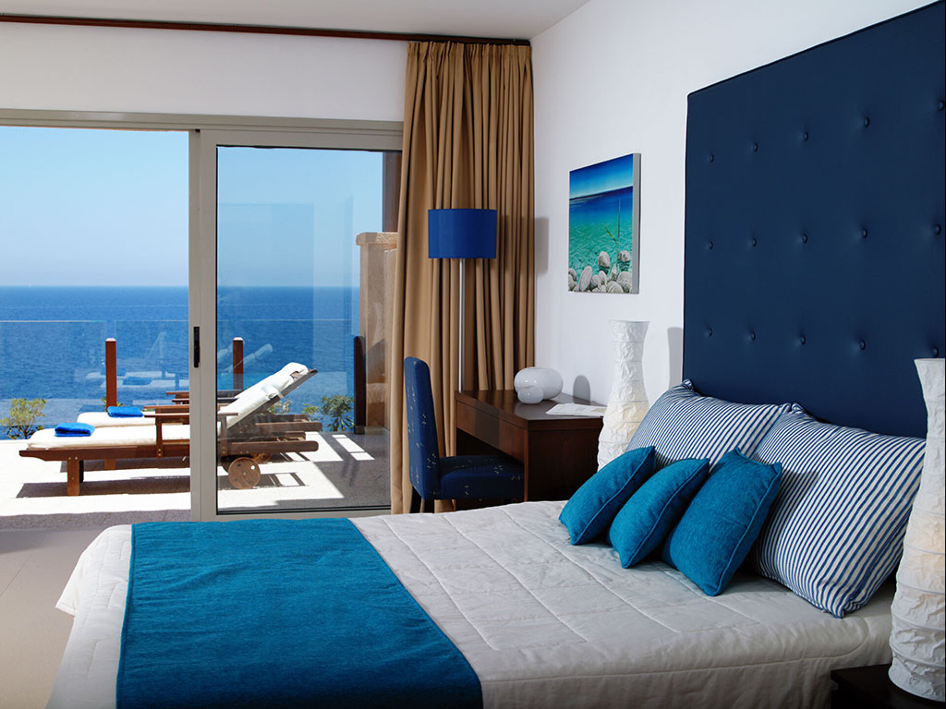 Sea Side Resort & Spa 5* 0