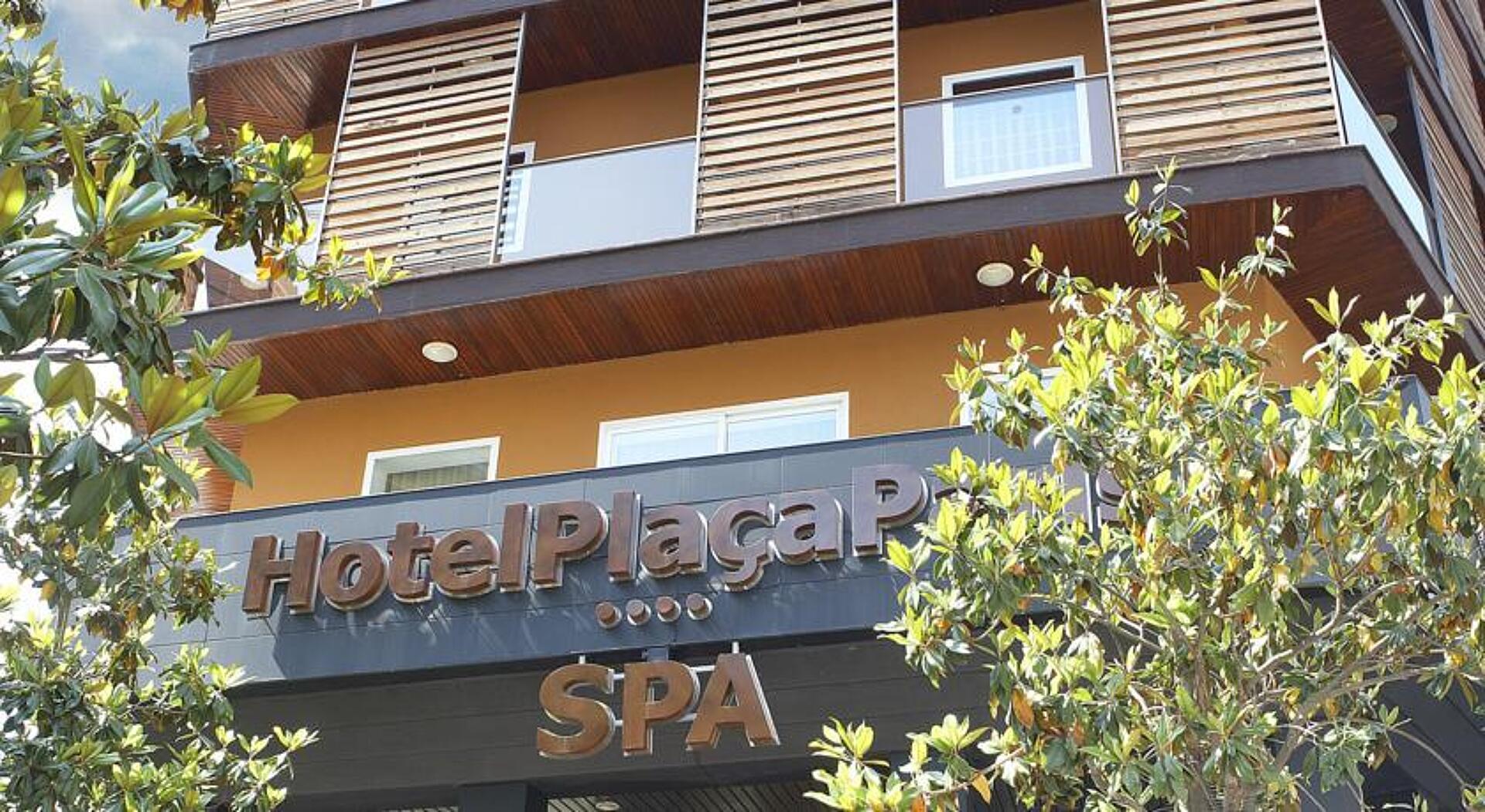 Fergus Style Plaza Paris Spa 4* 2