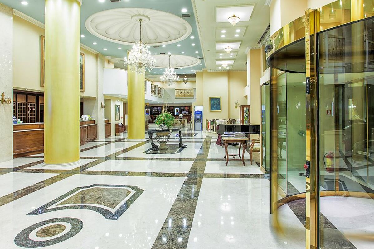 Grand Hotel 5* 0