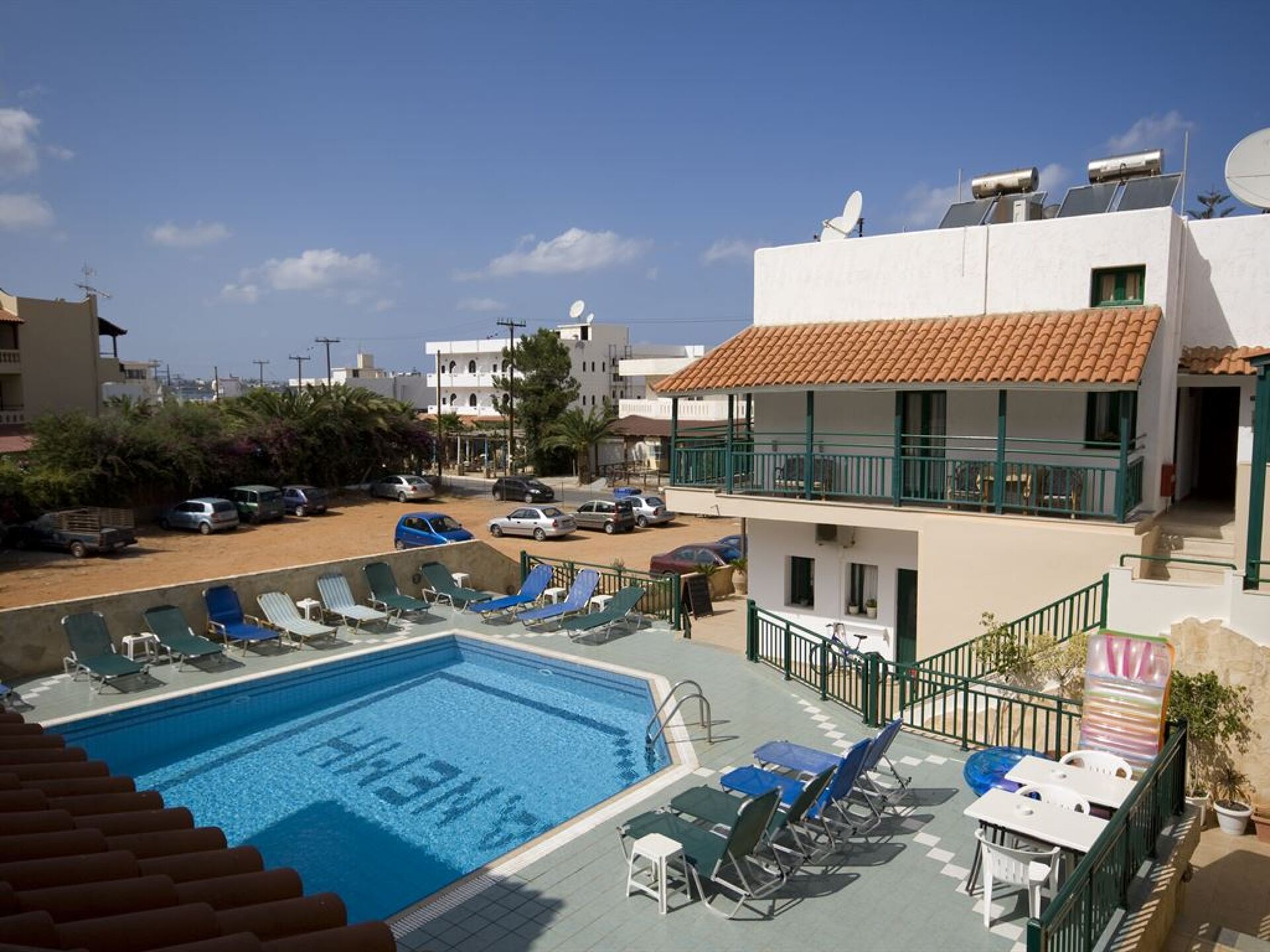 Anemi Studios & Apartments 1