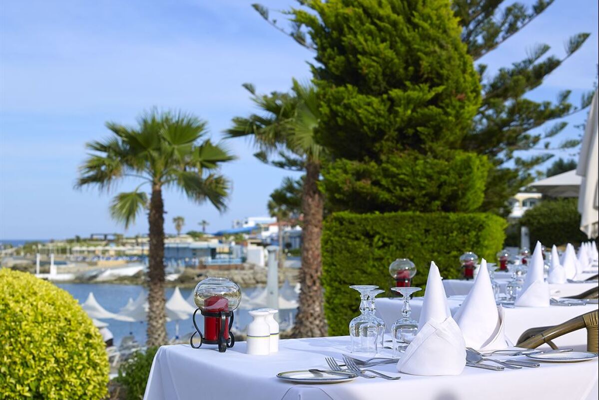 Aldemar Amilia Mare Family Resort 5* 1