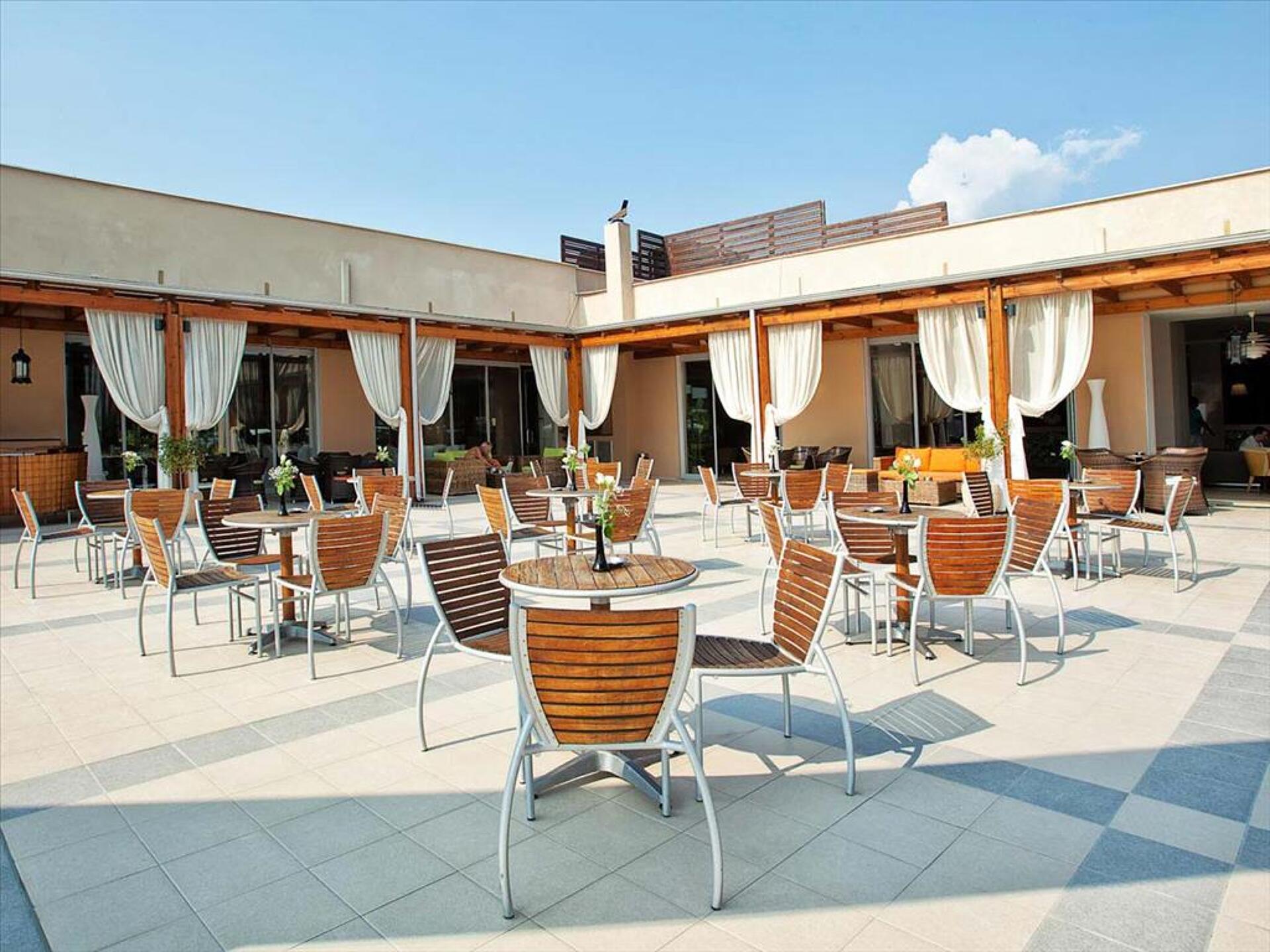 Poseidon Palace 4* 26