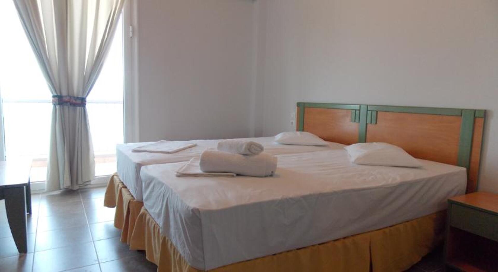 Castella Beach 2* 18