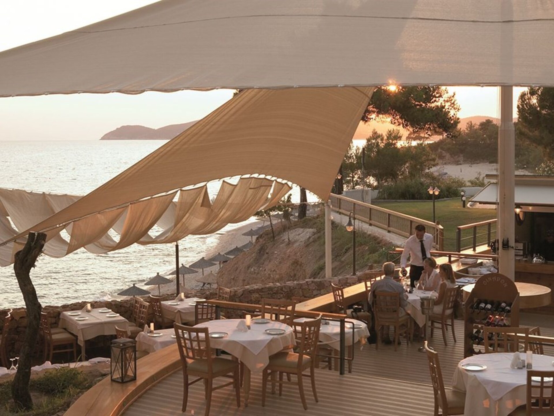 Alexandra Beach 4* 28
