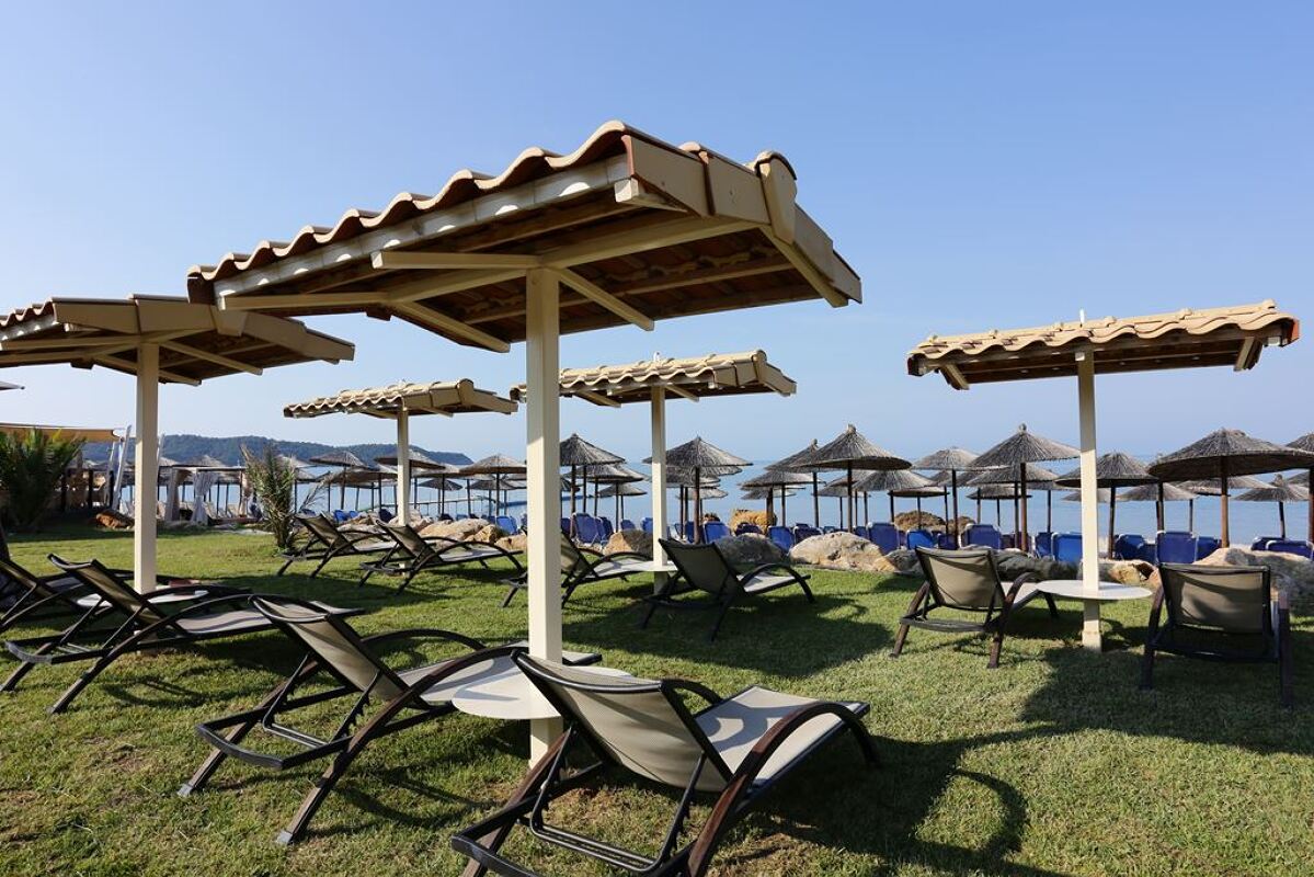 Alexandra Beach 4* 2
