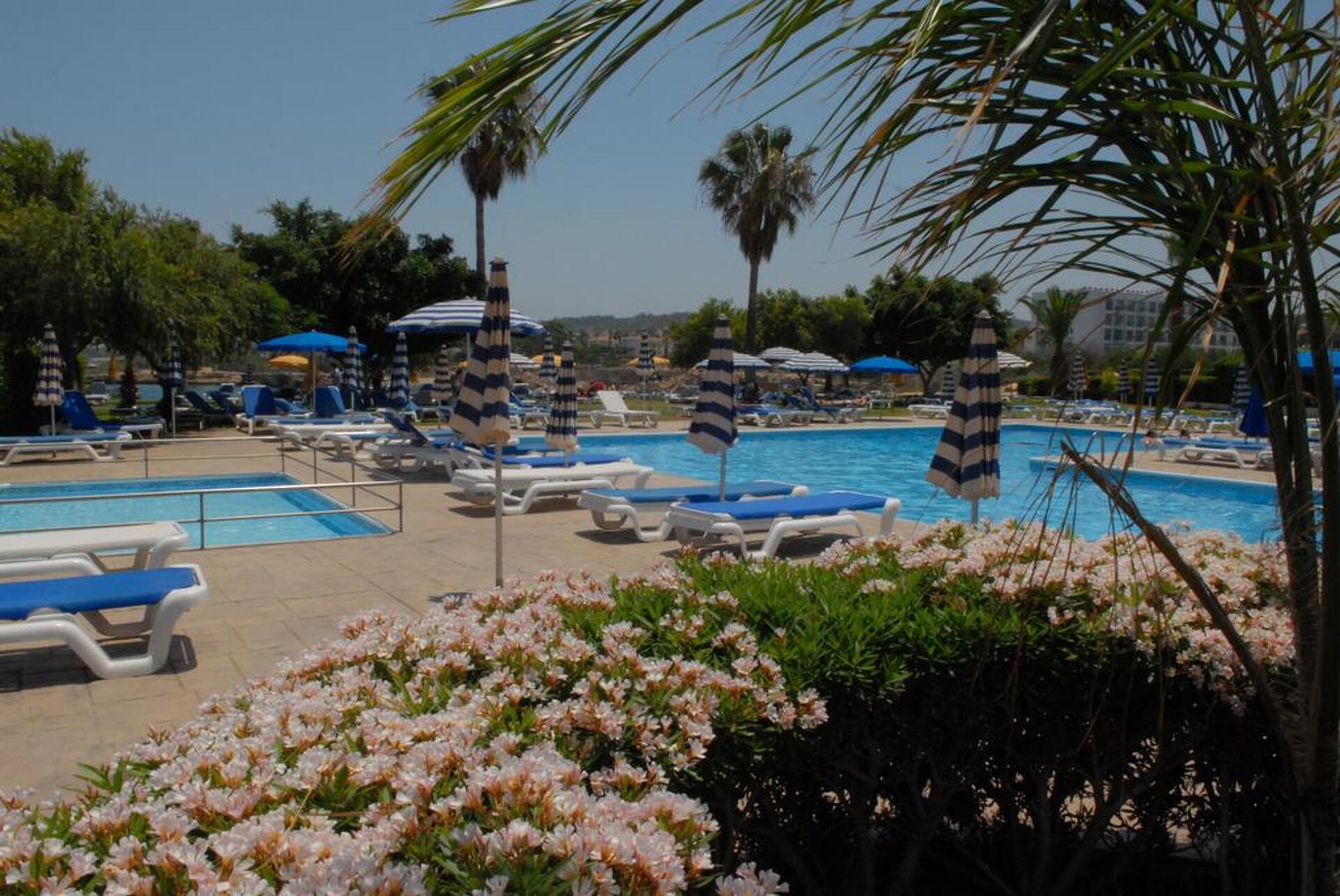 Maistrali Apartments & Bungalows 3* 1