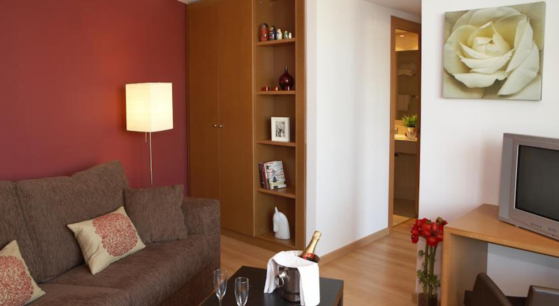 Fergus Style Plaza Paris Spa 4* 12
