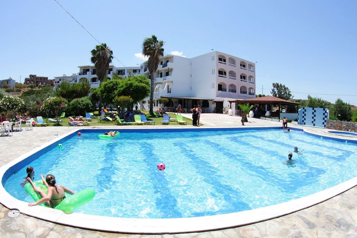 Oceanis 3* 3