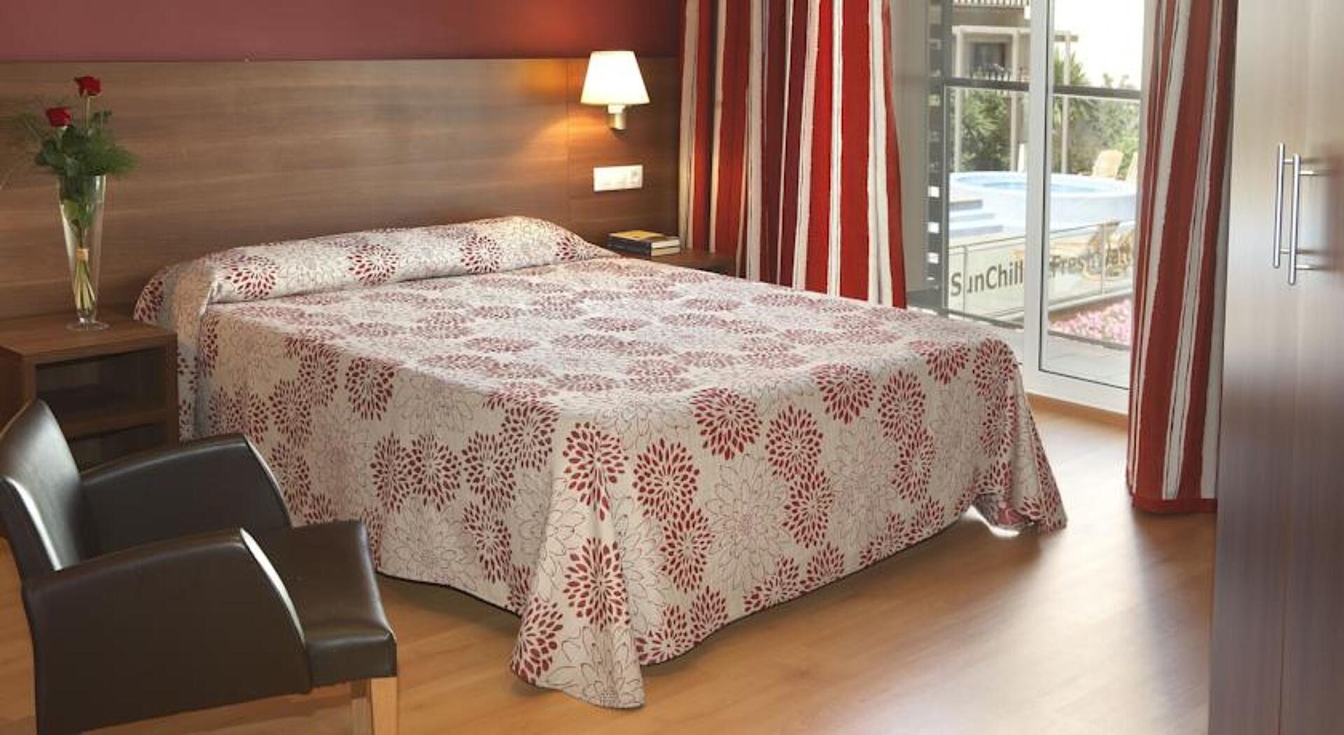 Fergus Style Plaza Paris Spa 4* 11