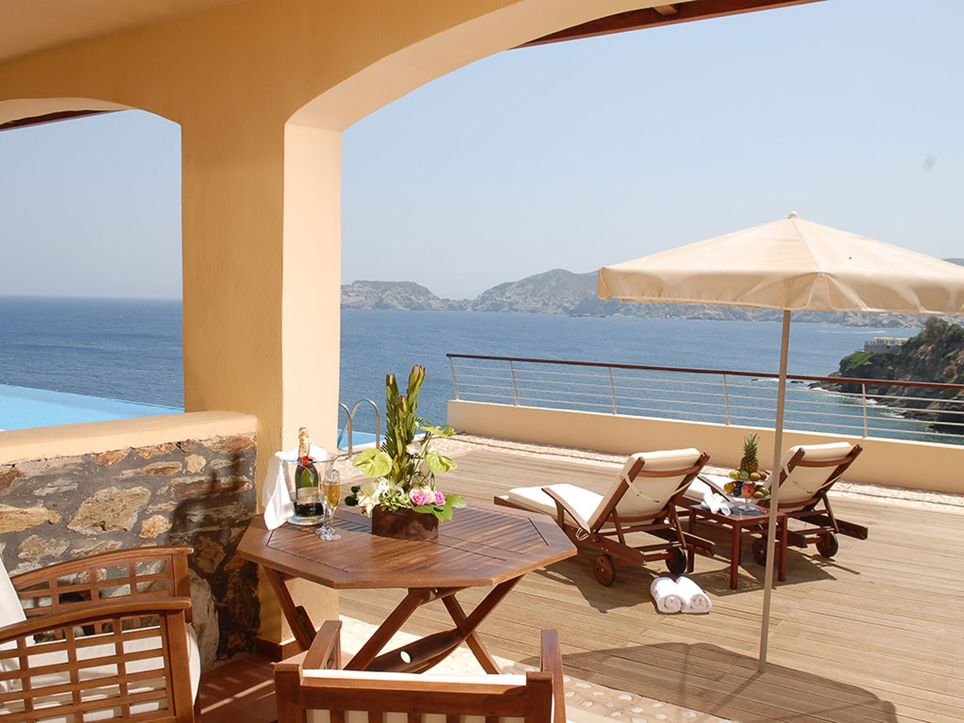 Sea Side Resort & Spa 5* 35