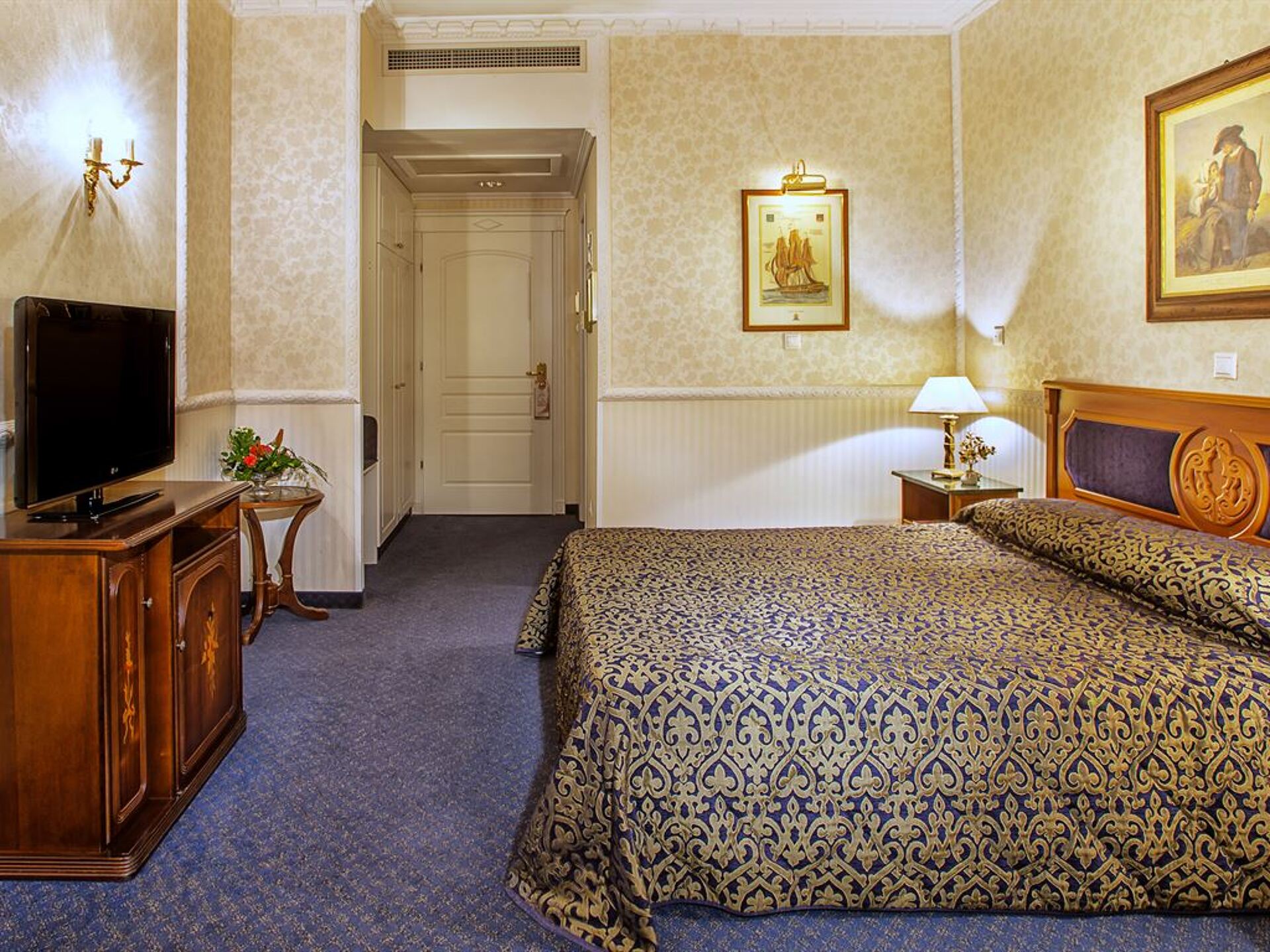 Grand Hotel 5* 16