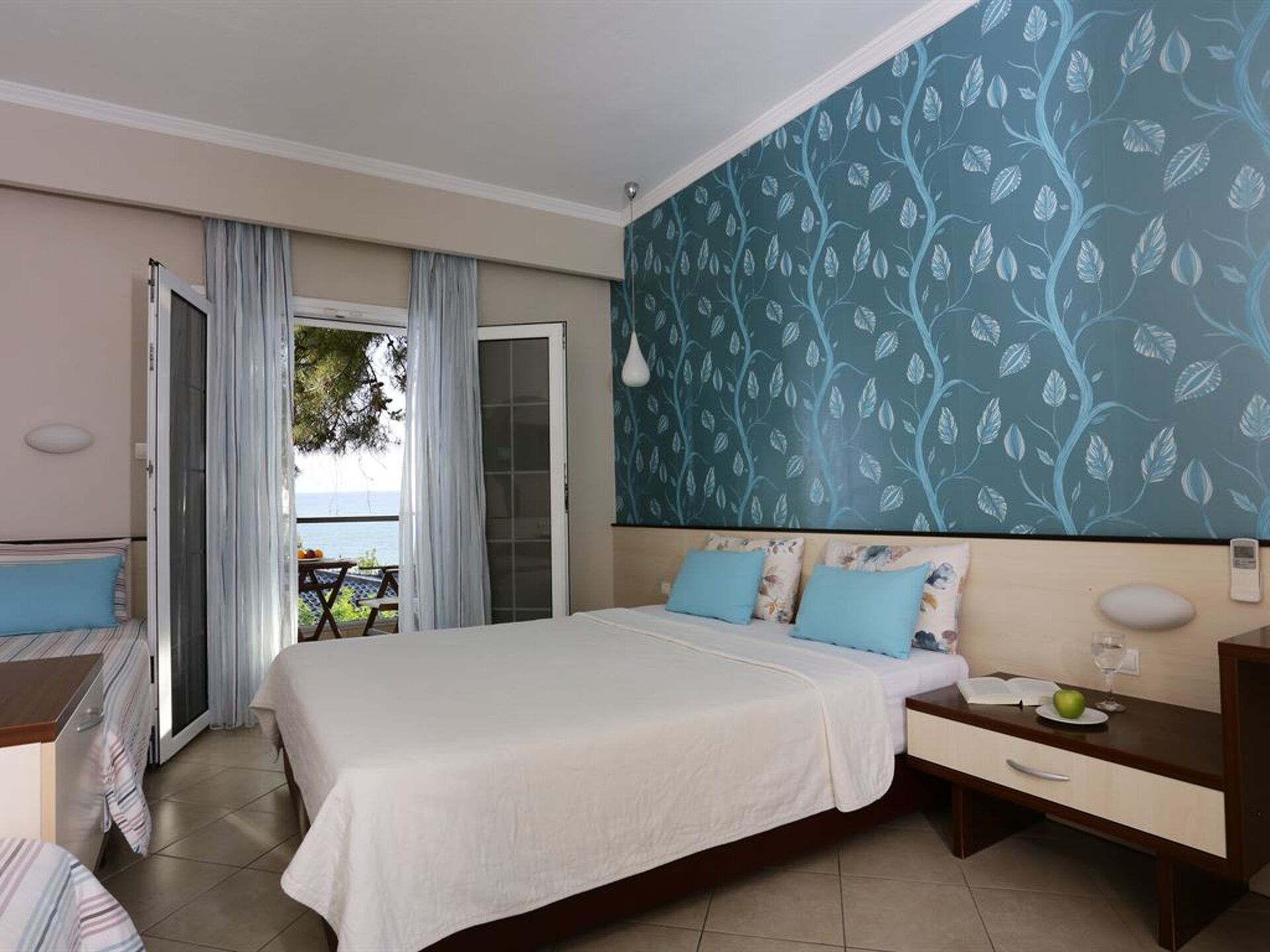 Alexandra Beach 4* 30