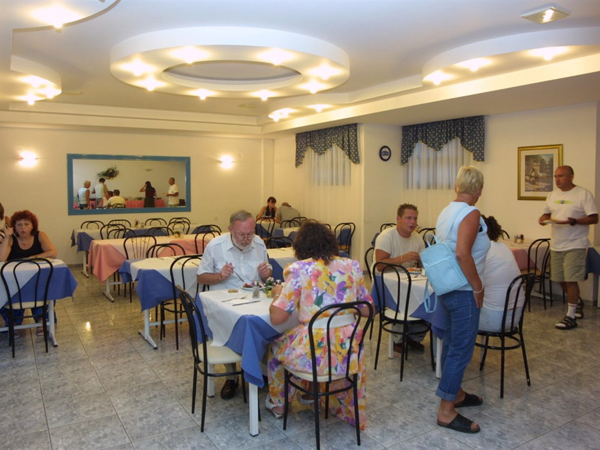 Hersonissos Central  3* 20