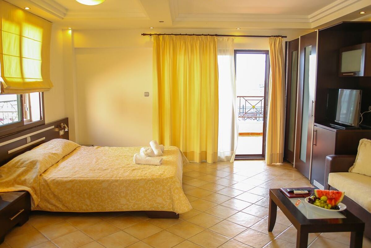 Elani Bay Resort 4* 3