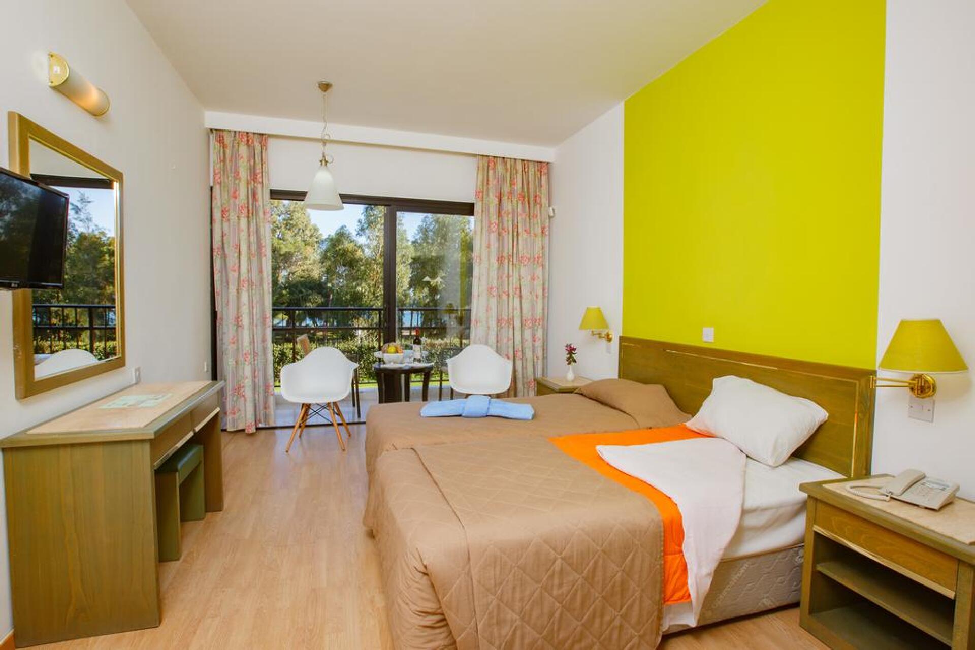 Lobelia Park Beach Annex 3* 37