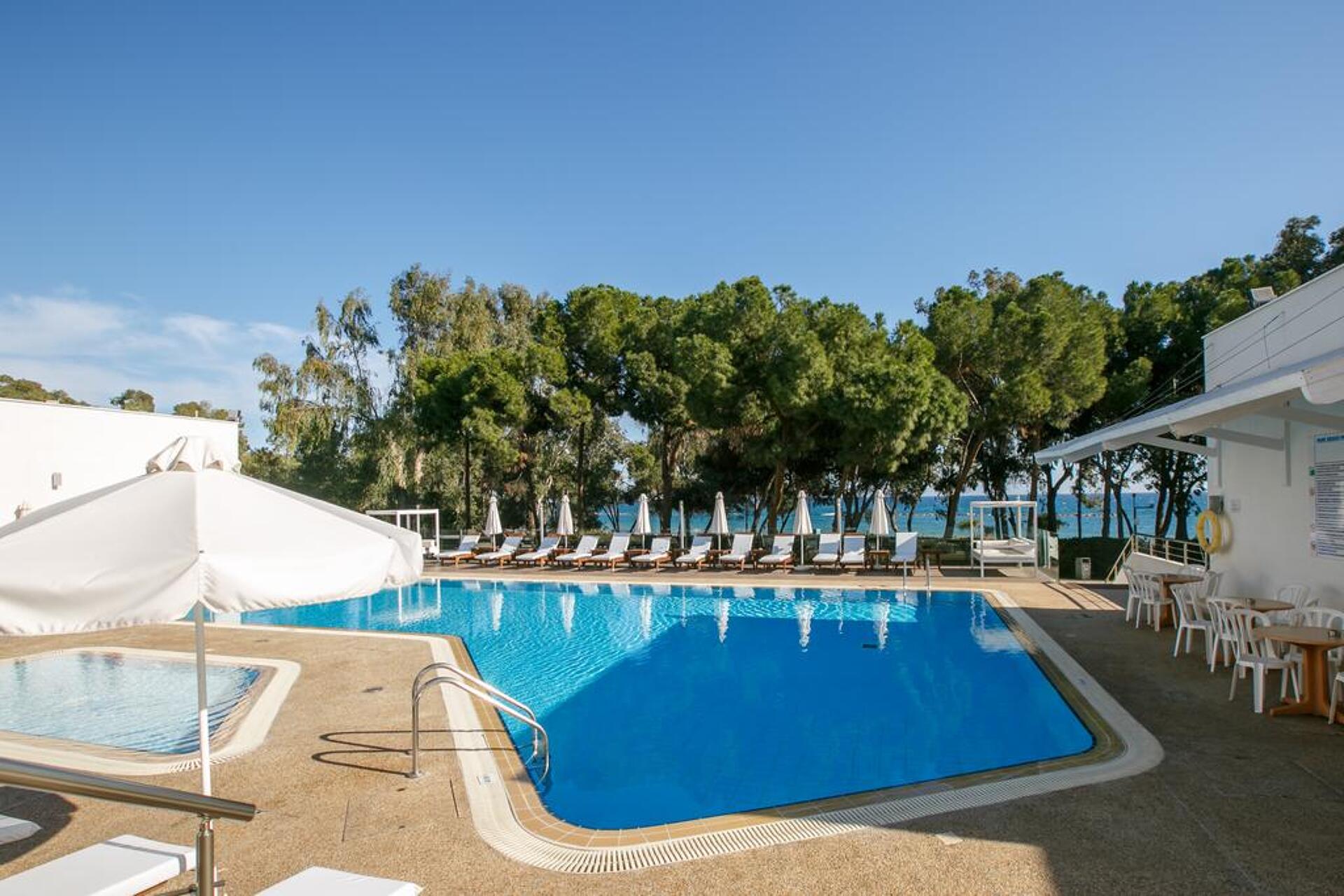 Lobelia Park Beach Annex 3* 12
